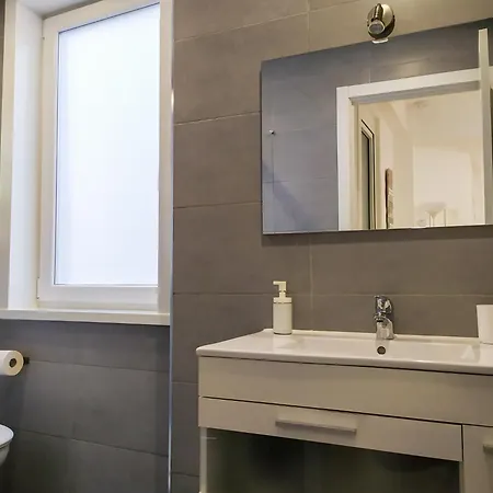 Apartment Piso Reformado Con Todos Los Servicios A Coruna